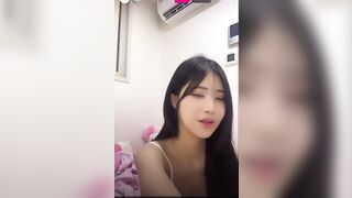 시오후키 미션하러 화장실로 가는 윤공주