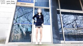 은행 앞에서 떡치고 오줌지리는 커플 2
