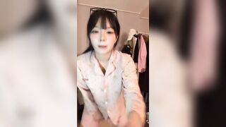 존예 틱톡 라이브(팬티라인 개꼴림) (2)