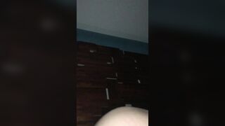 꽐라년 후장에 소주 붓기 자면서 오줌지림 korean porn vip