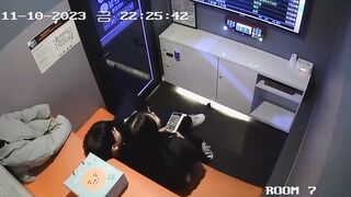 요즘 고딩들 노래방에서 보기좋네~ ipcam (1)