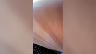 トイレ盗撮の達人がオフィスビルの女子トイレに潜入 ❤️ 超一流「スカートの中」映像：大学院生インターンのピンクのマンコをドアップで激写 toilet 02-290426