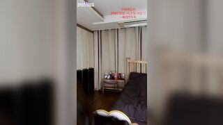 (한국야동) BJ 아리 - 인물좋고 젖가슴 좋으니 벗기만 하면 뜬다.. korean porn vip
