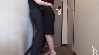 문앞에서 끝내버리는 오피스걸 korean porn vip