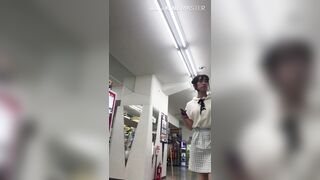 逆さ撮り-ミニスカ奥様バレ睨みあり-学生さんからol-奥様達のスカートの中撮らせて頂きました-vol-8 voyeur jp 04-160526