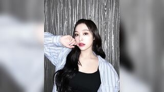 GAHYEON STROKES COCK 81033 1 KPOP ALLPOP