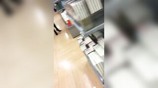 ２人のお姉さんの逆さパンチラ動画-静止画-おまけ付き-０６０ voyeur jp 02-210526