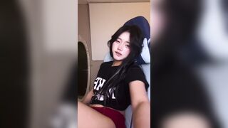 구도보니까 인스타 라방같긴한데 잘 모르겠네요 인스타 라방영상도 하나 있긴합니다 korean porn vip 06-290526
