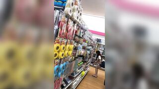 ママさんの逆さパンチラ動画 静止画 １１６ voyeur jp 01