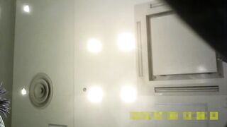 fhd60fpsリマスター 再販 hd高画質パンチラ逆さ撮り 超ド級 超エロカワ2人組の悩殺パンティーコンビネーション voyeur jp