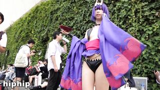 超速報 超高画質fhd動画 公然ワイセツ 完全に露出狂 コスプレイベントで乳首乳輪丸出しのまま撮影されてしまったコスプレイヤー voyeur jp