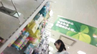 パンチラ警察24時 容疑者は12人 スカートぶってる女子を検挙せよ voyeur jp 08