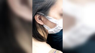 キモ っと言いながら青ブラと胸の谷間を 堪能させてくれるお姉さん voyeur jp