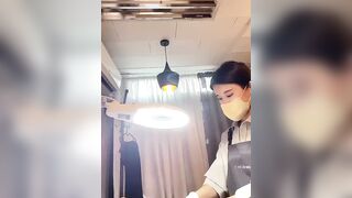[왁싱샾] 쿠퍼액 질질싸며 여자 왁서와 대화 11V korean porn vip 009