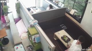 [신작] 성적으로 극도로 좌절한 한 남성이 여자친구에게 거의 애원하다시피 성관계를 맺으려 했습니다. 그는 그녀와 관계를 가질 기회를 끊임없이 korean porn vip ipcam