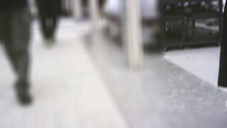 パンチラ スレンダー美人ショップ店員 小型カメラでスカートの中を覗いてみた結果 ② voyeur jp