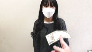 パンツ買取交渉 j ちゃん脱ぎたてパンツ 小遣い欲しさに了承し自ら捲り上げる パンツ食い込ませて陰毛丸見え voyeur jp