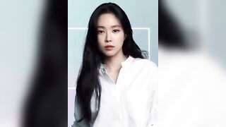 NAEUN SHOWS TITS 139475 1 KPOP ALLPOP