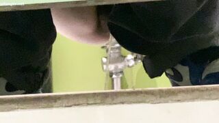 ナイトクラブの美女たちのトイレでの自然な姿――最新写真 toilet 30-010726