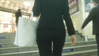 絶景の見上げ尻2 リクスー女子３本立てスペシャル voyeur jp