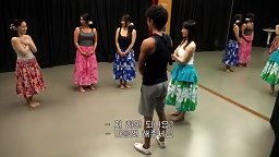 Too Sexy Women in Hula Dance Class (2019)(Japan)